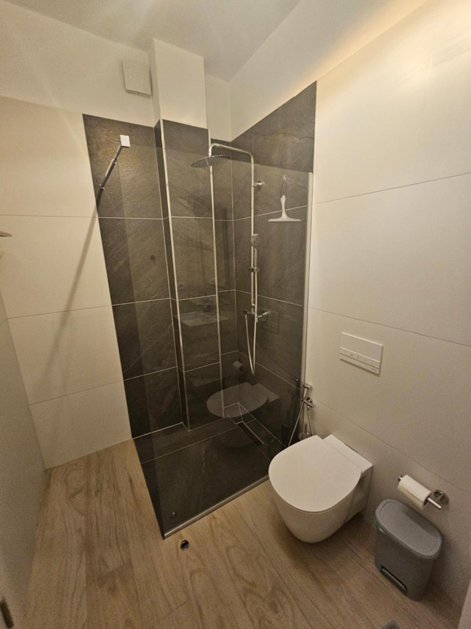Jusal Sea View Apartment Sarande Ngoại thất bức ảnh