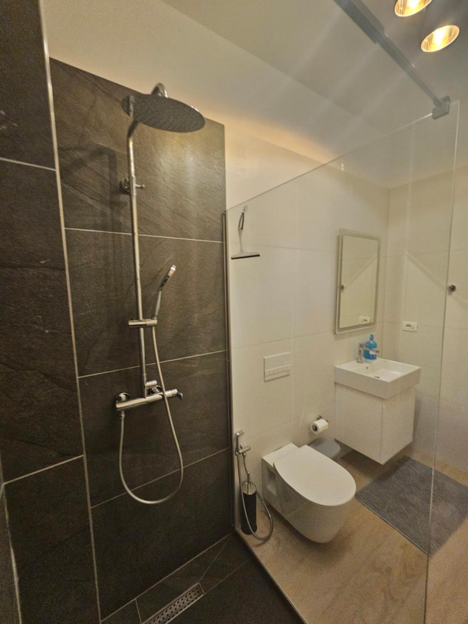 Jusal Sea View Apartment Sarande Ngoại thất bức ảnh
